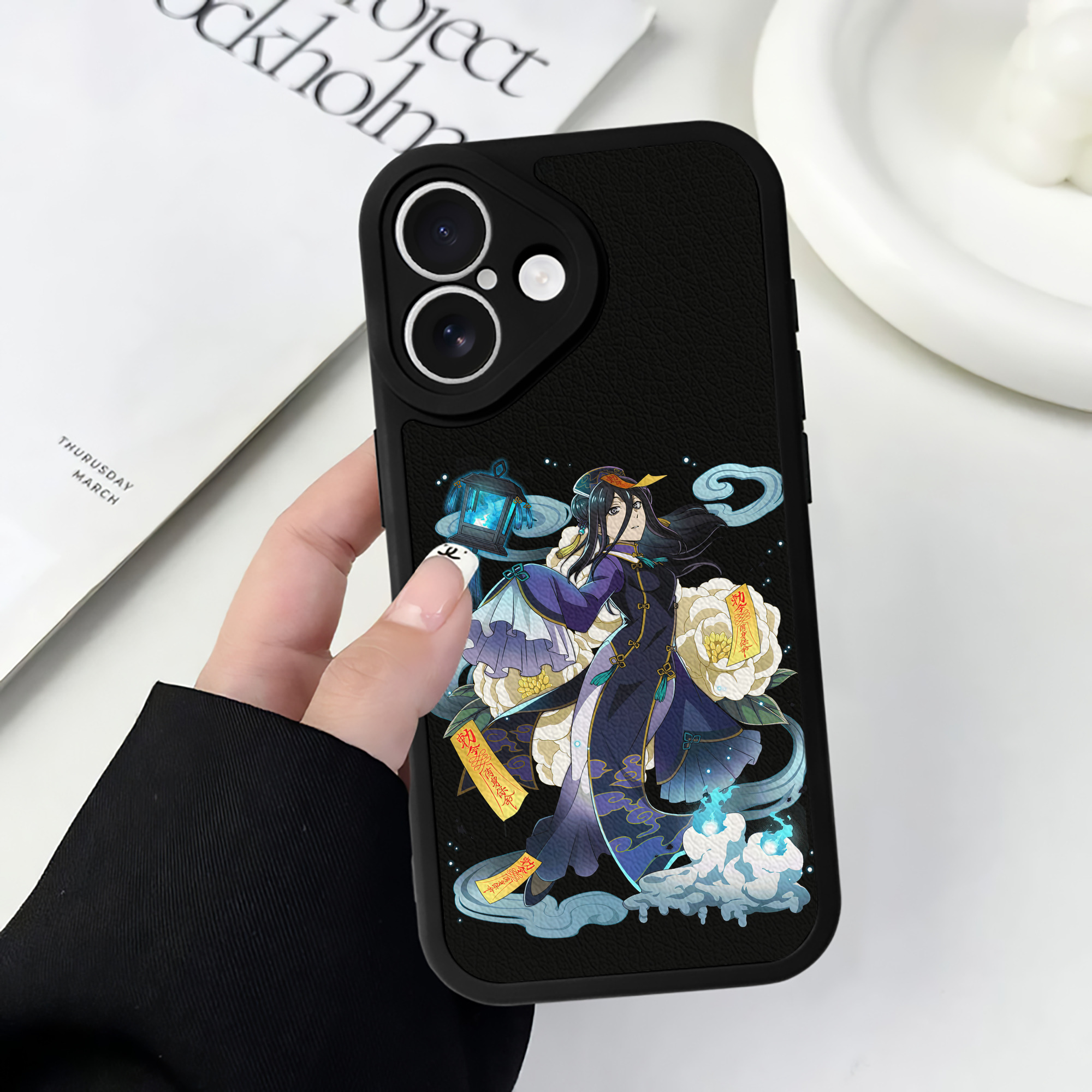 （画像用） 文豪ストレイドッグス Bungo Stray Dogs 【iPhone 16シリーズ対応】シリコンスマホケース（レザー調） 材質：シリコン